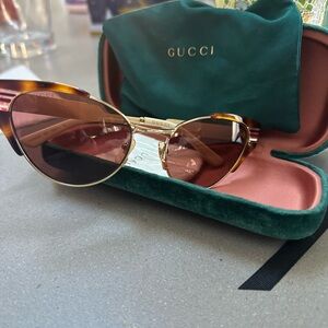 Gucci sunglasses